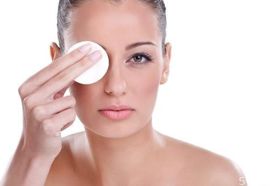 卸妝不干凈毛孔堵塞怎么辦 卸妝沒卸干凈怎么補(bǔ)救 卸妝不干凈毛孔堵塞怎么辦 卸妝沒卸干凈怎么補(bǔ)救