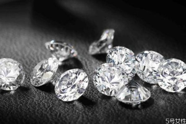 鉆石fg級(jí)別算好鉆嗎 鉆石顏色級(jí)別 鉆石fg級(jí)別算好鉆嗎 鉆石顏色級(jí)別