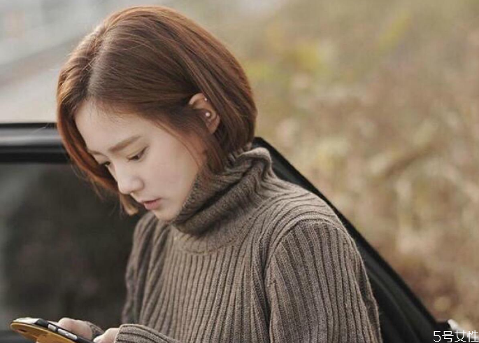 短發(fā)拉直好看嗎 頭發(fā)拉直太死板怎么辦 短發(fā)拉直好看嗎 頭發(fā)拉直太死板怎么辦