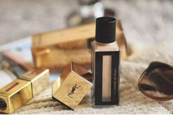 粉底液適合油性皮膚嗎 油皮粉底液好用排行榜 粉底液適合油性皮膚嗎 油皮粉底液好用排行榜