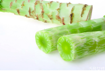 萵筍應該怎么挑 萵筍中間有洞能吃嗎 萵筍應該怎么挑 萵筍中間有洞能吃嗎