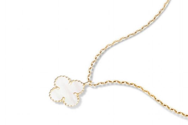 vca項(xiàng)鏈可以帶著洗澡嗎 香港哪里有梵克雅寶專柜 vca項(xiàng)鏈可以帶著洗澡嗎 香港哪里有梵克雅寶專柜