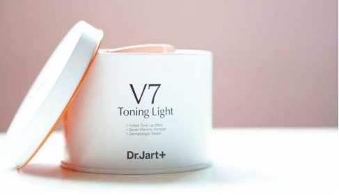 素顏霜適合學(xué)生嗎 學(xué)生平價好用素顏霜 素顏霜適合學(xué)生嗎 學(xué)生平價好用素顏霜