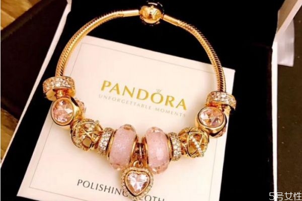 潘多拉玫瑰金掉色嗎 潘多拉玫瑰金是什么材質(zhì) 潘多拉玫瑰金掉色嗎 潘多拉玫瑰金是什么材質(zhì)