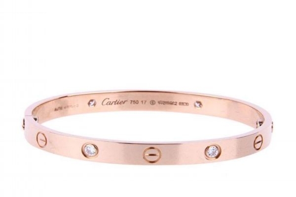 卡地亞手鐲一個(gè)多少錢 卡地亞的手鐲保值嗎 卡地亞手鐲一個(gè)多少錢 卡地亞的手鐲保值嗎