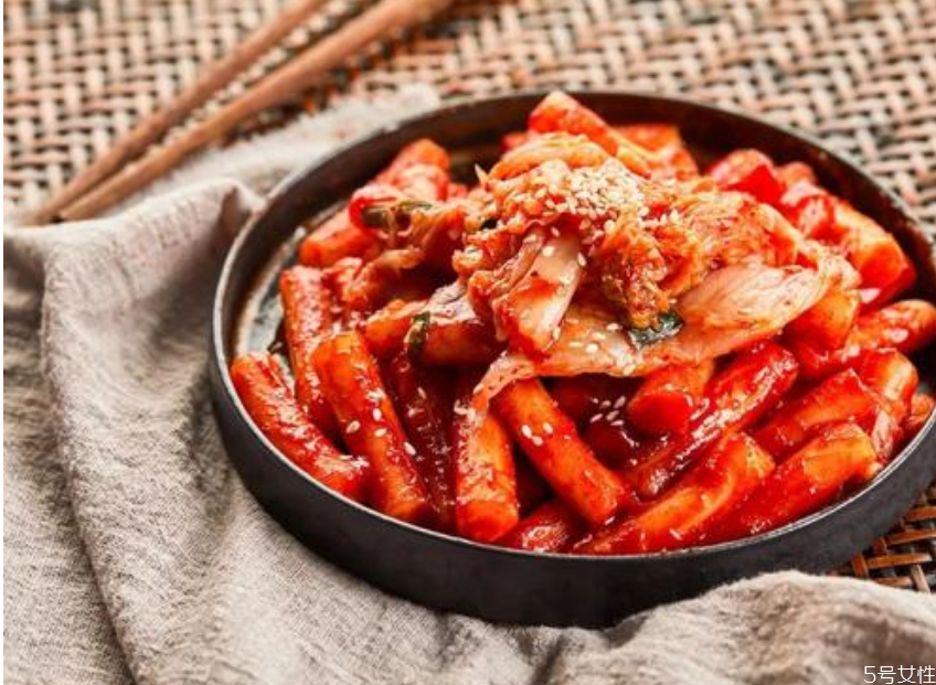 韓式年糕熱量 炒年糕熱量高嗎 韓式年糕熱量 炒年糕熱量高嗎