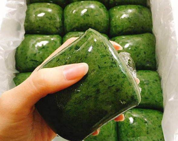 綠色的年糕是什么做的 綠色的年糕怎么吃 綠色的年糕是什么做的 綠色的年糕怎么吃