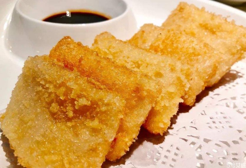 糍粑和年糕是一個(gè)東西嗎 晚上吃糍粑會(huì)不會(huì)長(zhǎng)胖 糍粑和年糕是一個(gè)東西嗎 晚上吃糍粑會(huì)不會(huì)長(zhǎng)胖