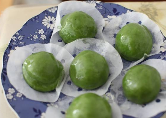 青團(tuán)皮怎么做不硬 青團(tuán)皮是用什么做的 青團(tuán)皮怎么做不硬 青團(tuán)皮是用什么做的