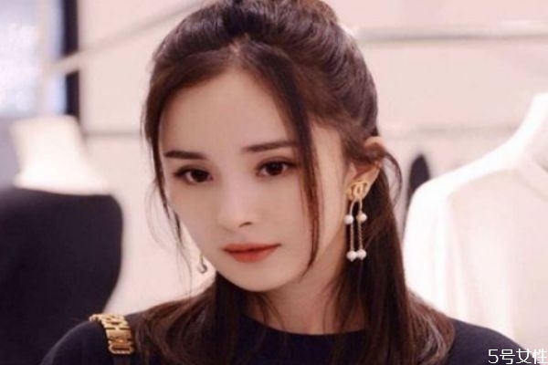 如何用眉粉當發(fā)際線粉用 發(fā)際線粉可以用什么代替 如何用眉粉當發(fā)際線粉用 發(fā)際線粉可以用什么代替