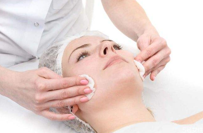 睡眠面膜怎么用 睡眠面膜使用技巧 睡眠面膜怎么用 睡眠面膜使用技巧
