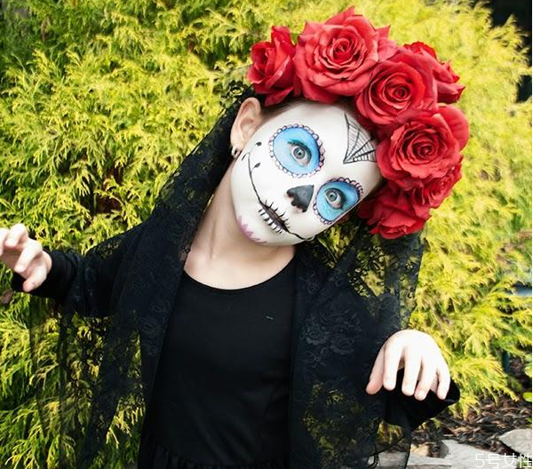 萬圣節(jié)兒童造型 兒童萬圣節(jié)妝容怎么畫 萬圣節(jié)兒童造型 兒童萬圣節(jié)妝容怎么畫