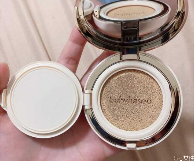 哪一款氣墊最好用 十大氣墊bb霜測(cè)評(píng) 哪一款氣墊最好用 十大氣墊bb霜測(cè)評(píng)