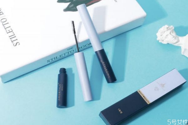 爾木萄睫毛膏好用嗎 爾木萄和unny睫毛膏哪個好用 爾木萄睫毛膏好用嗎 爾木萄和unny睫毛膏哪個好用