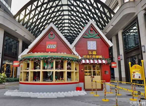 情侶圣誕節(jié)怎么過(guò) 最浪漫的圣誕約會(huì)地 情侶圣誕節(jié)怎么過(guò) 最浪漫的圣誕約會(huì)地