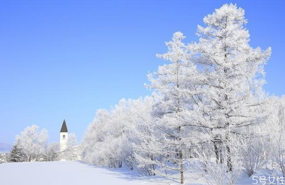 情侶圣誕節(jié)怎么過(guò) 最浪漫的圣誕約會(huì)地 情侶圣誕節(jié)怎么過(guò) 最浪漫的圣誕約會(huì)地