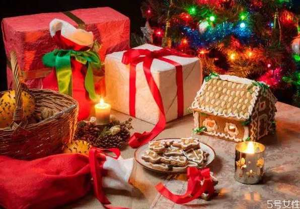 情侶圣誕節(jié)怎么過(guò) 最浪漫的圣誕約會(huì)地 情侶圣誕節(jié)怎么過(guò) 最浪漫的圣誕約會(huì)地