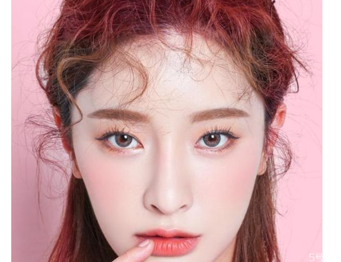 清純少女妝畫(huà)法 如何化出高級(jí)感少女妝 清純少女妝畫(huà)法 如何化出高級(jí)感少女妝