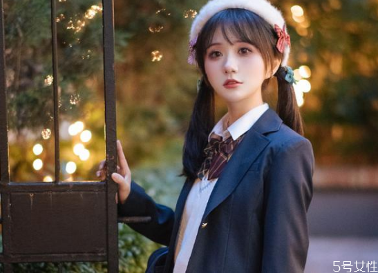 jk炸褶和不炸褶的區(qū)別 jk制服如何避免炸褶問(wèn)題 jk炸褶和不炸褶的區(qū)別 jk制服如何避免炸褶問(wèn)題