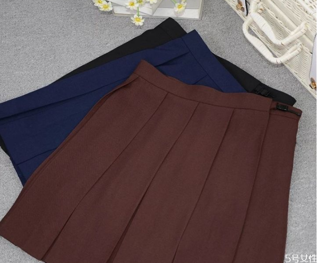 jk格裙有多少褶子 為什么jk制服有定位線 jk格裙有多少褶子 為什么jk制服有定位線