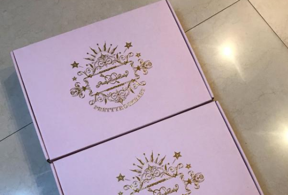 飛機(jī)盒什么意思 jk飛機(jī)盒什么意思 飛機(jī)盒什么意思 jk飛機(jī)盒什么意思