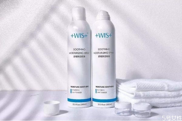 保濕噴霧和爽膚水的使用順序 保濕噴霧使用注意事項 保濕噴霧和爽膚水的使用順序 保濕噴霧使用注意事項