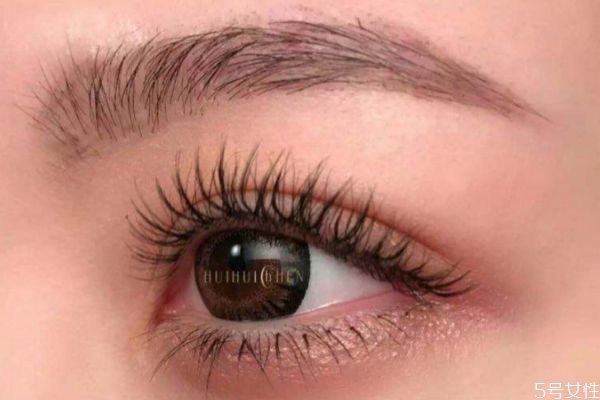 假睫毛會(huì)導(dǎo)致眼皮松嗎 假睫毛貼久了眼皮會(huì)松嗎 假睫毛會(huì)導(dǎo)致眼皮松嗎 假睫毛貼久了眼皮會(huì)松嗎