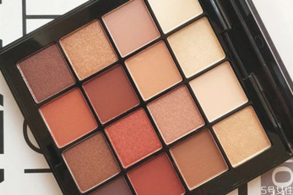 眼影的正確步驟 教你正確畫眼影 眼影的正確步驟 教你正確畫眼影