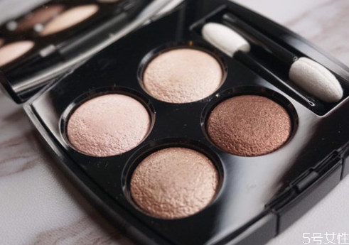 高光能不能當(dāng)眼影用 高光粉用什么顏色自然 高光能不能當(dāng)眼影用 高光粉用什么顏色自然