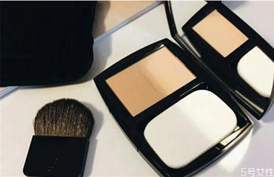 粉餅干了還可以用嗎 粉餅干了怎么恢復(fù) 粉餅干了還可以用嗎 粉餅干了怎么恢復(fù)