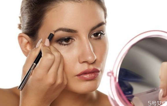 眉筆保質期一般是多久 眉筆過期了還能用嗎