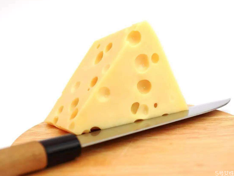 怎么判斷芝士壞沒壞 過期的芝士片如何利用 怎么判斷芝士壞沒壞 過期的芝士片如何利用