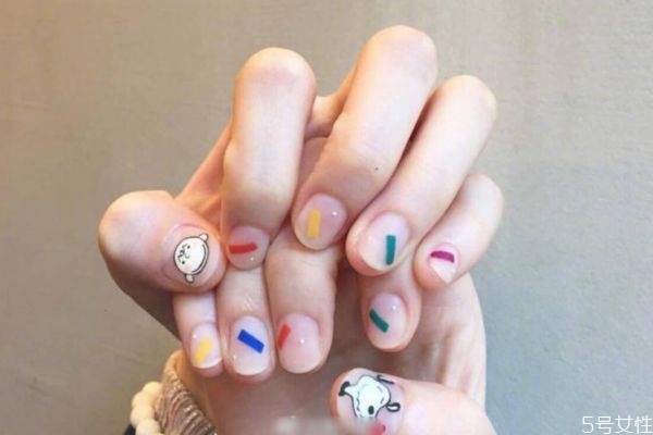 指甲油放久了干了怎么辦 為什么指甲油要涂底油 指甲油放久了干了怎么辦 為什么指甲油要涂底油