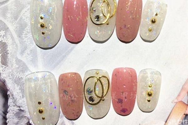 貼了甲片怎么卸掉 光療甲怎么卸掉 貼了甲片怎么卸掉 光療甲怎么卸掉