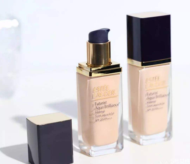 雅詩(shī)蘭黛沁水粉底液適合什么膚質(zhì) 雅詩(shī)蘭黛沁水粉底液保質(zhì)期