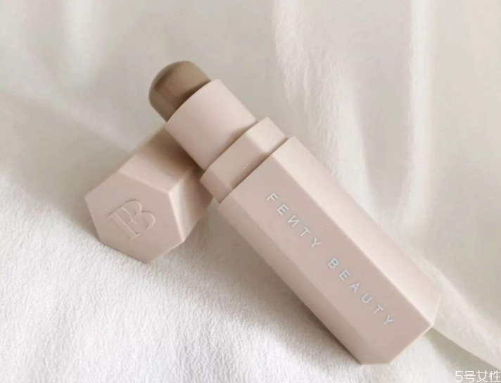 修容棒可以把鼻子修高嗎 修容棒最好在什么時候用 修容棒可以把鼻子修高嗎 修容棒最好在什么時候用