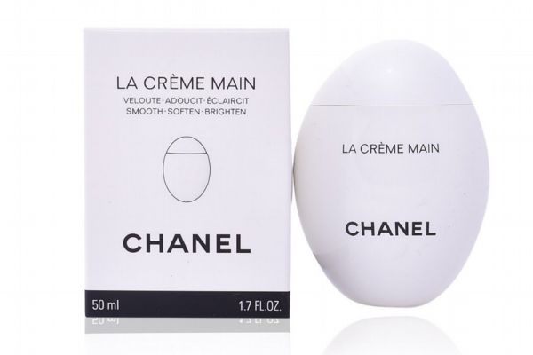 香奈兒護(hù)手霜黑色和白色的區(qū)別 香奈兒護(hù)手霜真假對(duì)比 香奈兒護(hù)手霜黑色和白色的區(qū)別 香奈兒護(hù)手霜真假對(duì)比