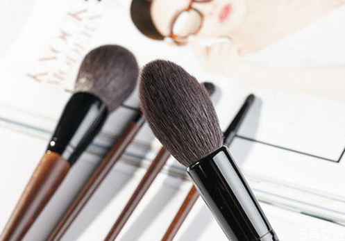 化妝刷有哪幾種 新手需要常備6種化妝刷 化妝刷有哪幾種 新手需要常備6種化妝刷