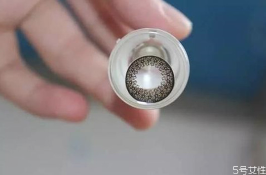 怎么判斷美瞳是否過期 美瞳怎么選擇日拋月拋年拋 怎么判斷美瞳是否過期 美瞳怎么選擇日拋月拋年拋