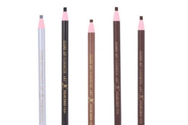 為什么畫眉毛很難上色 眉筆不上色是怎么回事 為什么畫眉毛很難上色 眉筆不上色是怎么回事