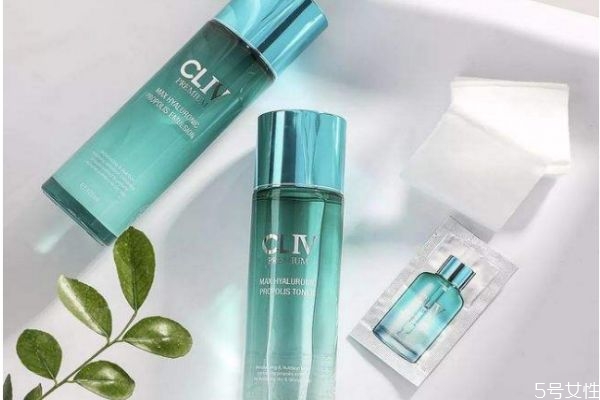 為什么乳液不能涂眼周 涂護(hù)膚品要避開眼周嗎 為什么乳液不能涂眼周 涂護(hù)膚品要避開眼周嗎