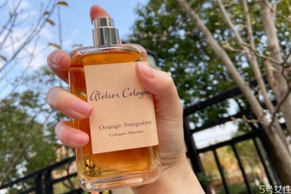 比較好聞的淡香型香水 女人必買的經(jīng)典香水 比較好聞的淡香型香水 女人必買的經(jīng)典香水