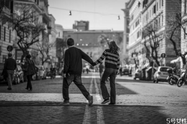 怎樣讓老公和小三反目 怎么分離老公和小三 怎樣讓老公和小三反目 怎么分離老公和小三