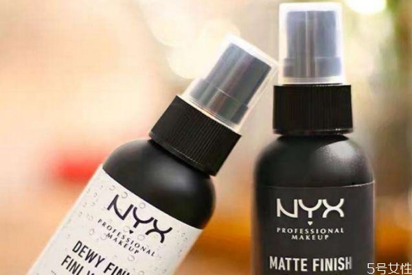 定妝噴霧的原理是什么 定妝噴霧的作用 定妝噴霧的原理是什么 定妝噴霧的作用