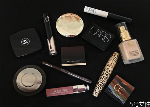 哪種平價(jià)化妝品適合中年女士 適合中年的平價(jià)彩妝推薦 哪種平價(jià)化妝品適合中年女士 適合中年的平價(jià)彩妝推薦