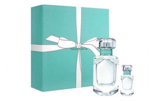 哪一款香水最好聞 好聞到爆的女士香水 哪一款香水最好聞 好聞到爆的女士香水