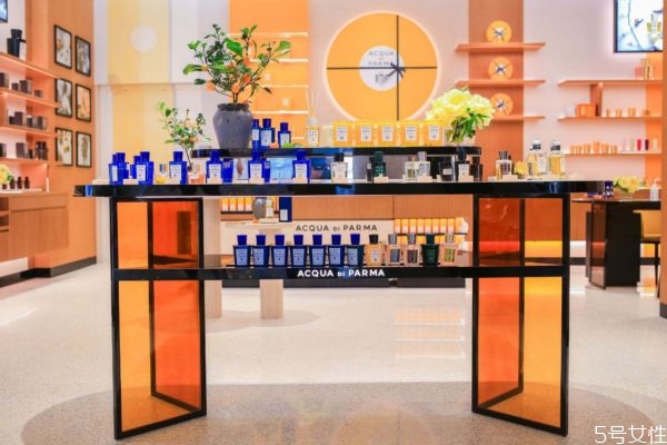 孕婦用香水有影響嗎 哺乳期能用香水嗎 孕婦用香水有影響嗎 哺乳期能用香水嗎