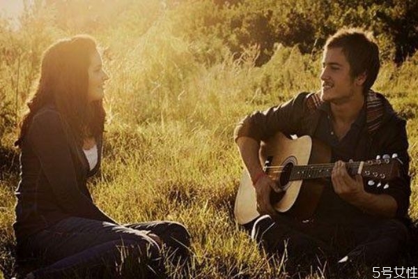 怎么讓感情恢復(fù)新鮮感 感情淡了怎么恢復(fù)感情 怎么讓感情恢復(fù)新鮮感 感情淡了怎么恢復(fù)感情