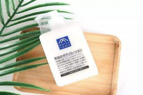 身體乳擦久了會(huì)有體香嗎 身體乳怎么用才正確 身體乳擦久了會(huì)有體香嗎 身體乳怎么用才正確