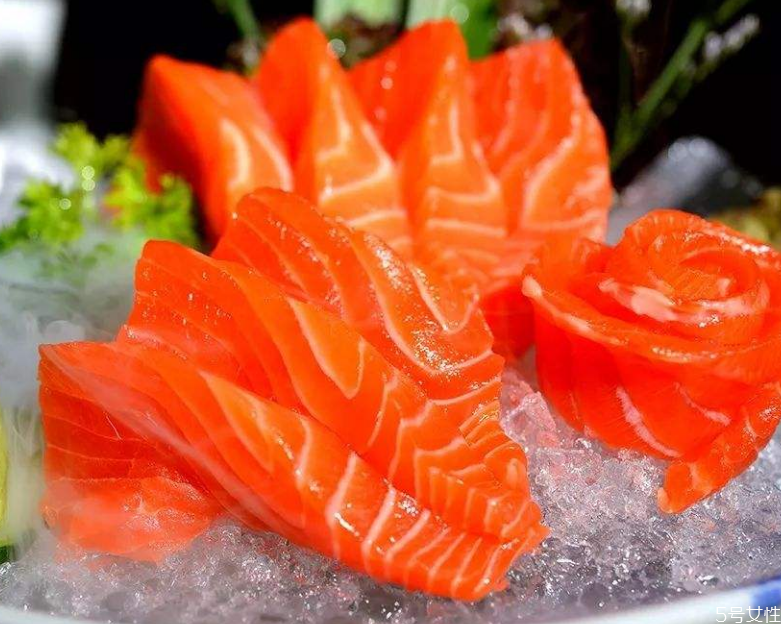 三文魚怎么看壞沒壞 三文魚為什么要加芥末 三文魚怎么看壞沒壞 三文魚為什么要加芥末